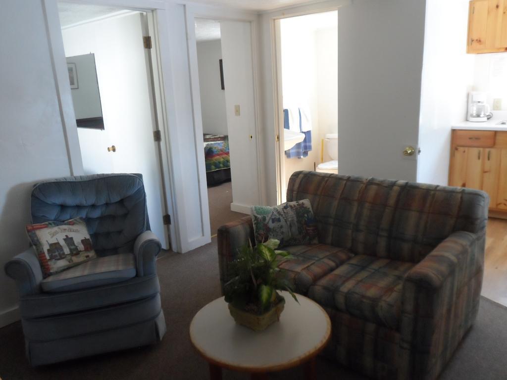 Holderness White Oak Motel & Cottages الغرفة الصورة
