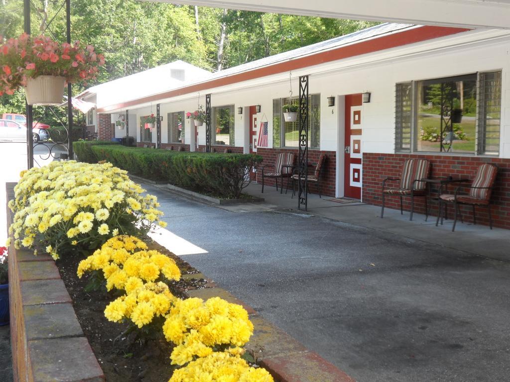 Holderness White Oak Motel & Cottages المظهر الخارجي الصورة