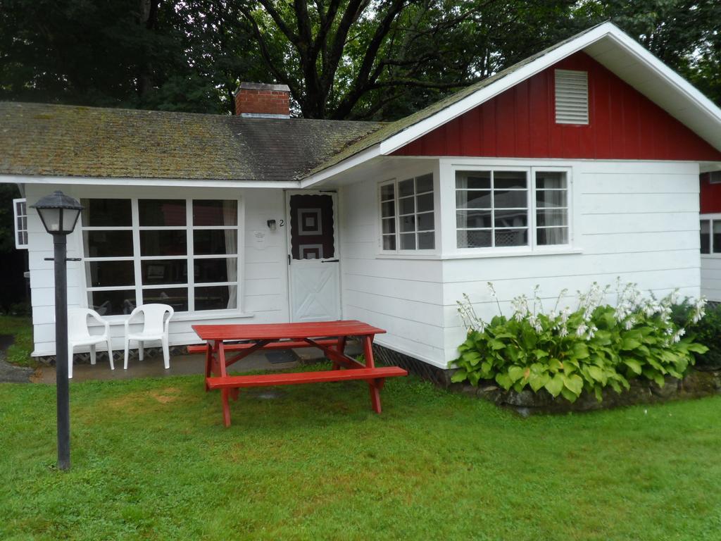 Holderness White Oak Motel & Cottages الغرفة الصورة